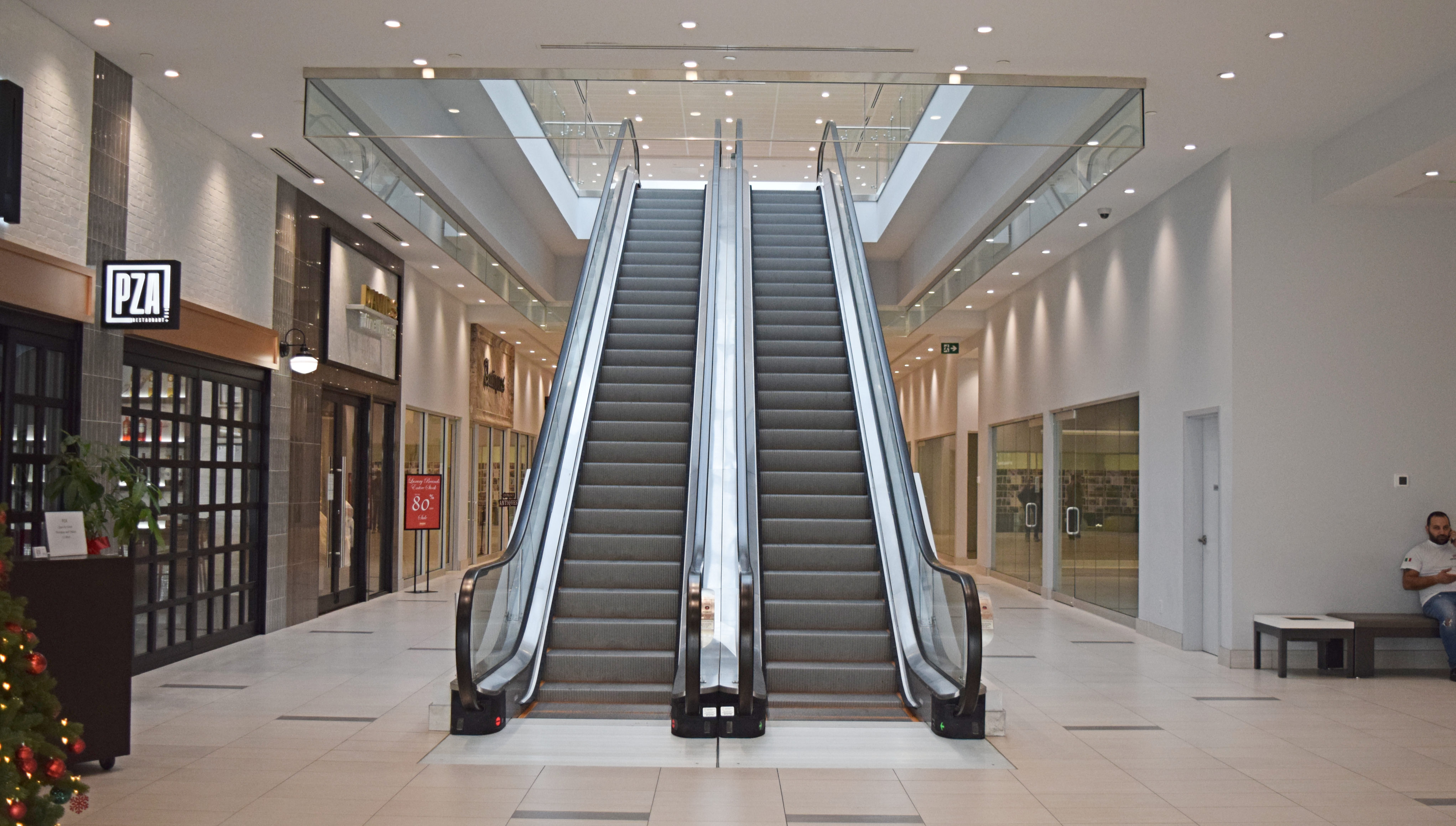Commercial Contractors Toronto Retail Construction
