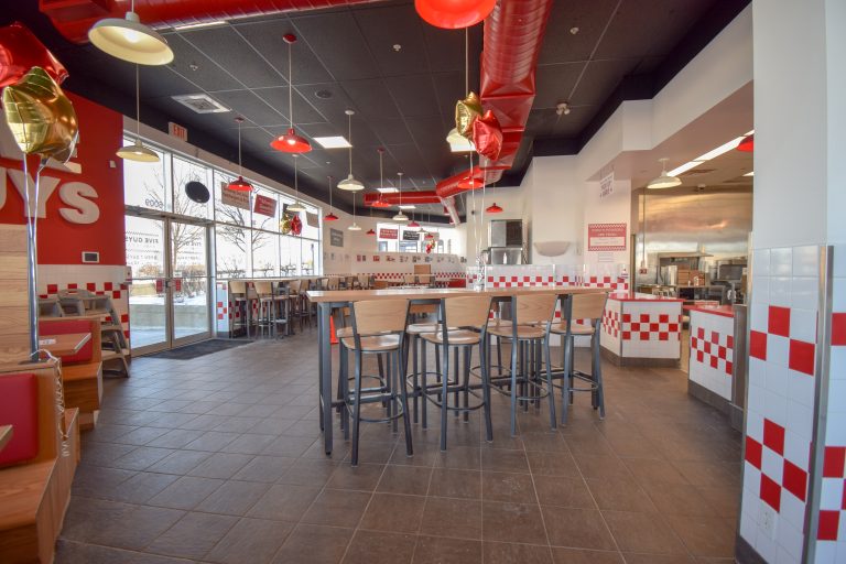 FIVEGUYS_STONEYCREEK-02