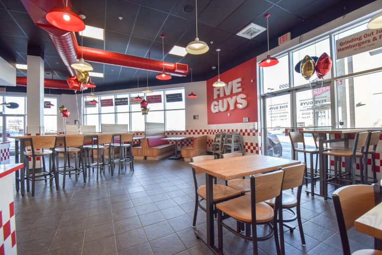 FIVEGUYS_STONEYCREEK-08