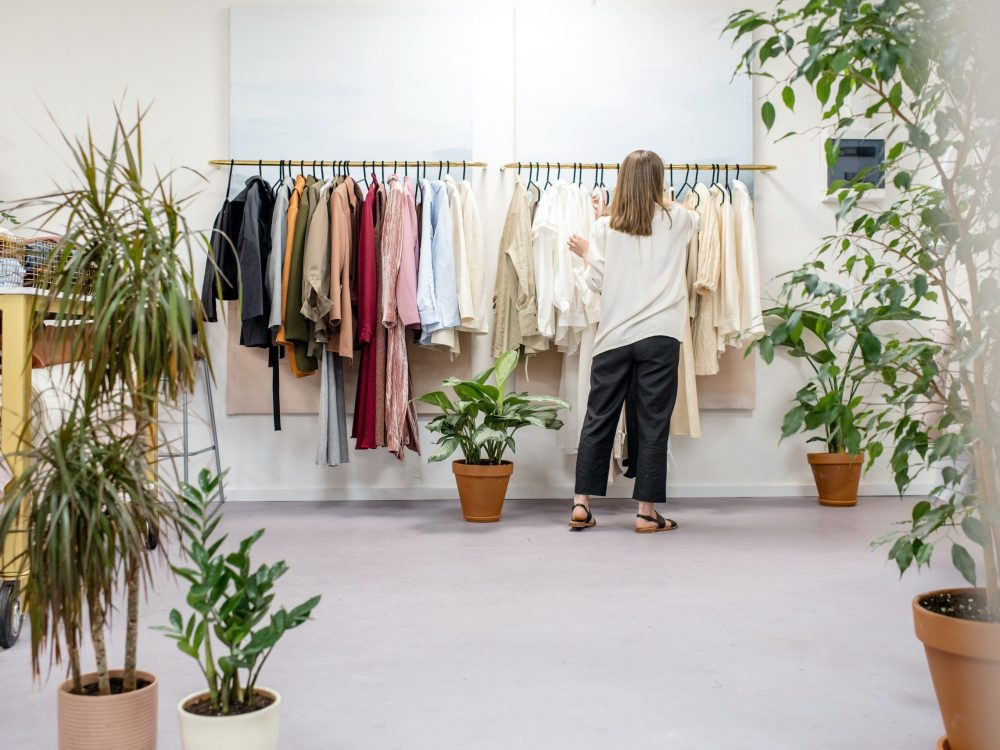 How much does it cost to build a retail store in Canada? - GTA General Contractors