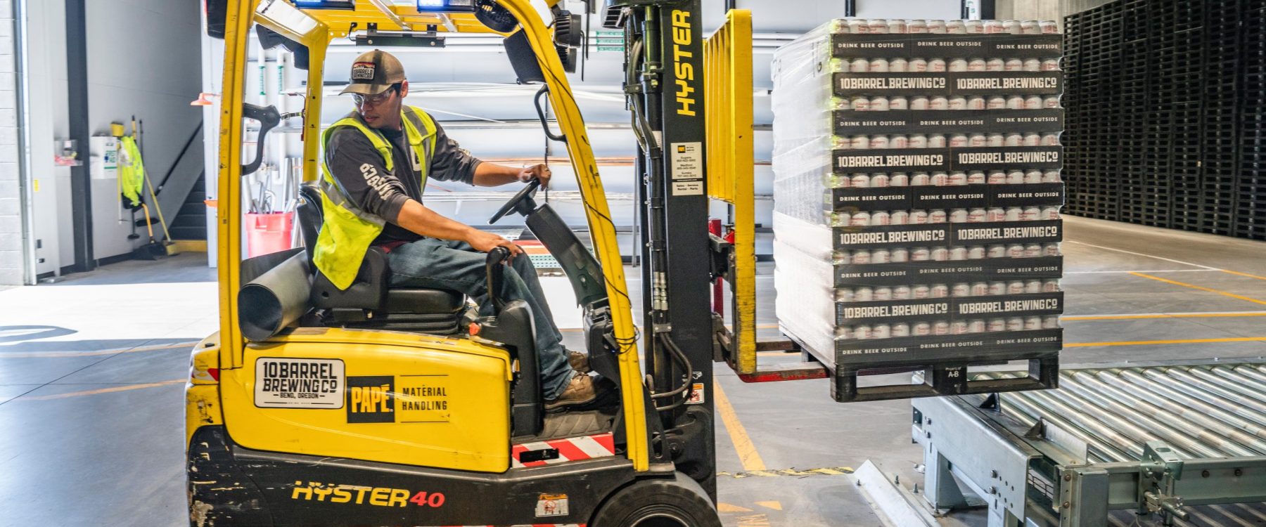 How to Use Industrial Conveyor Systems for a Smooth Production Process