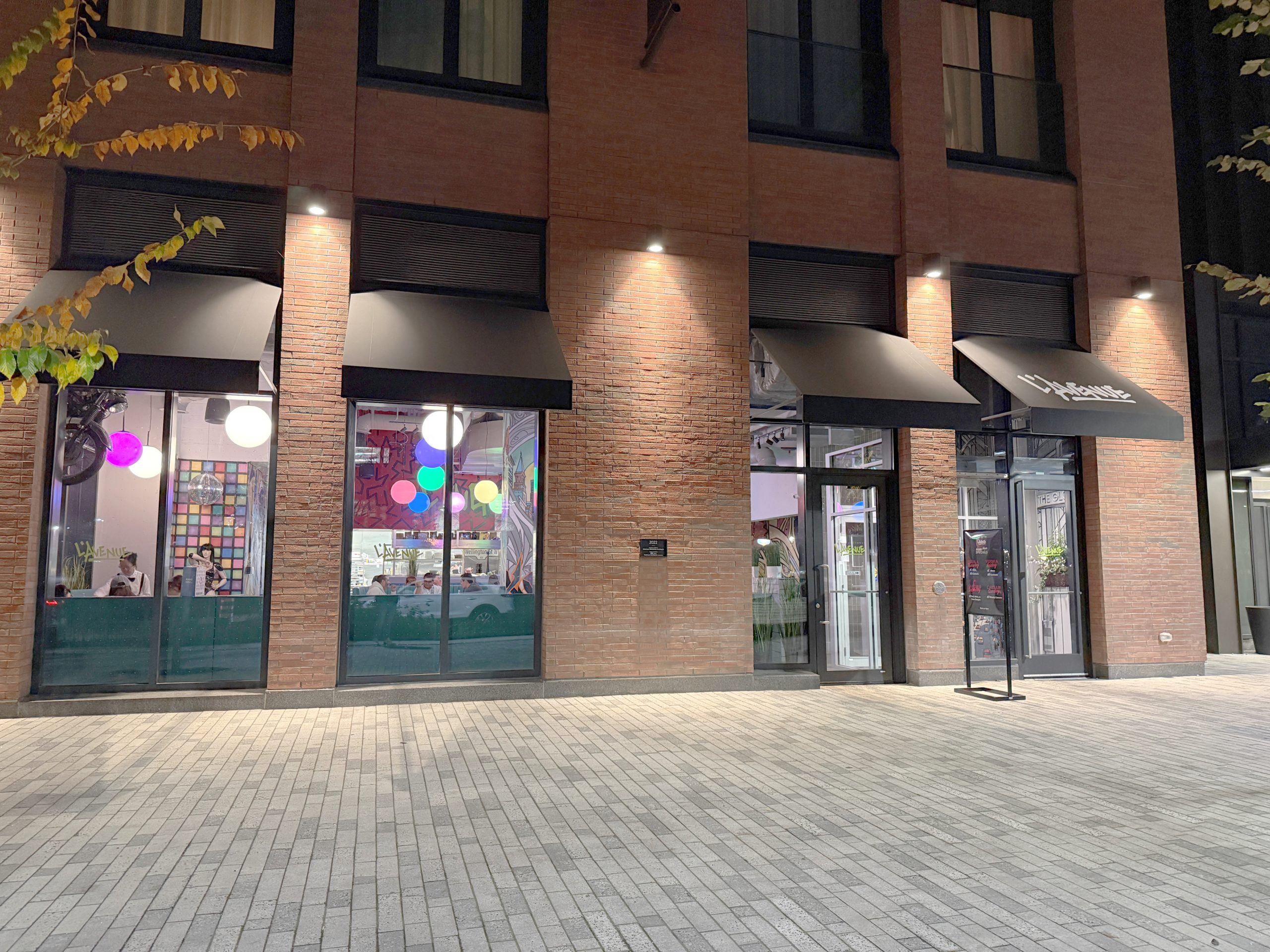 L'Avenue Toronto - 433 Wellington St W, Toronto, ON M5V 1E7 - Top New Restaurants in Toronto, ON