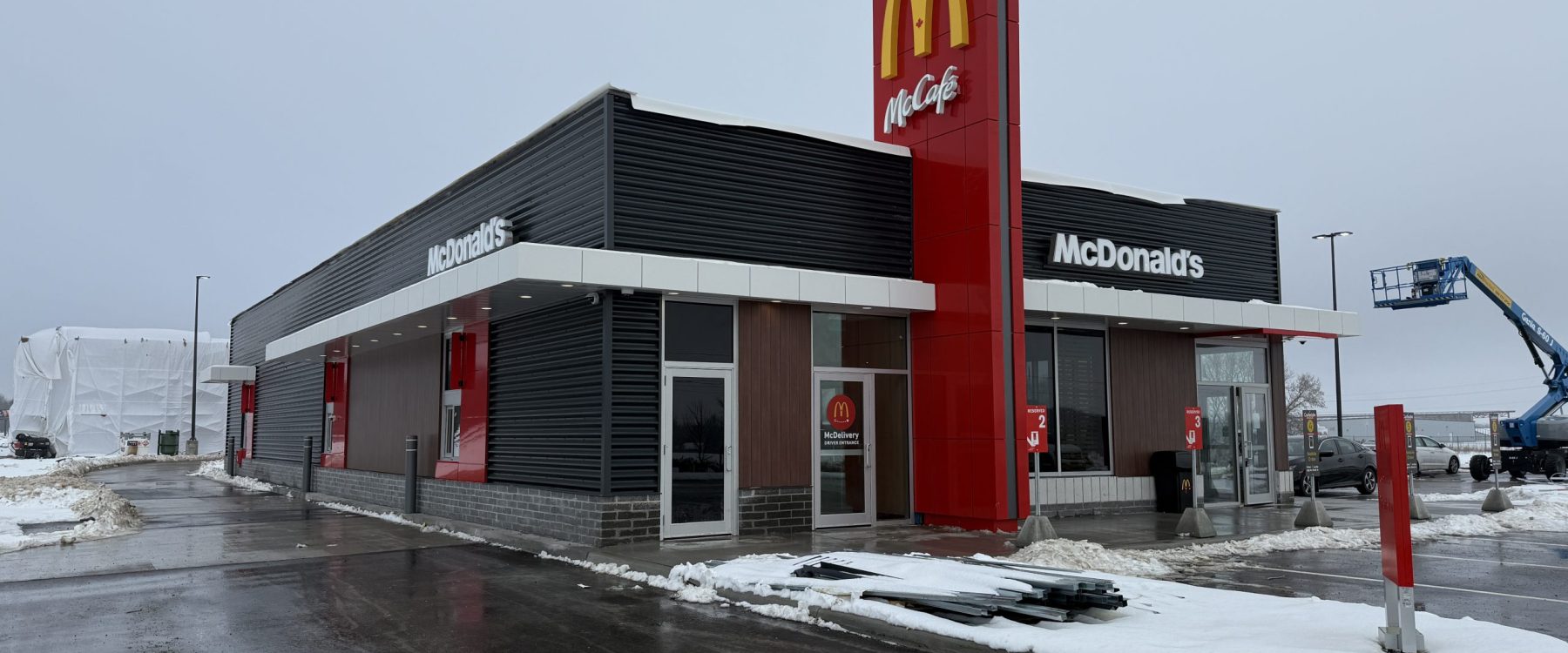 McDonalds - Lindsay - 368 Angeline Street South - New Restaurant Building Construction