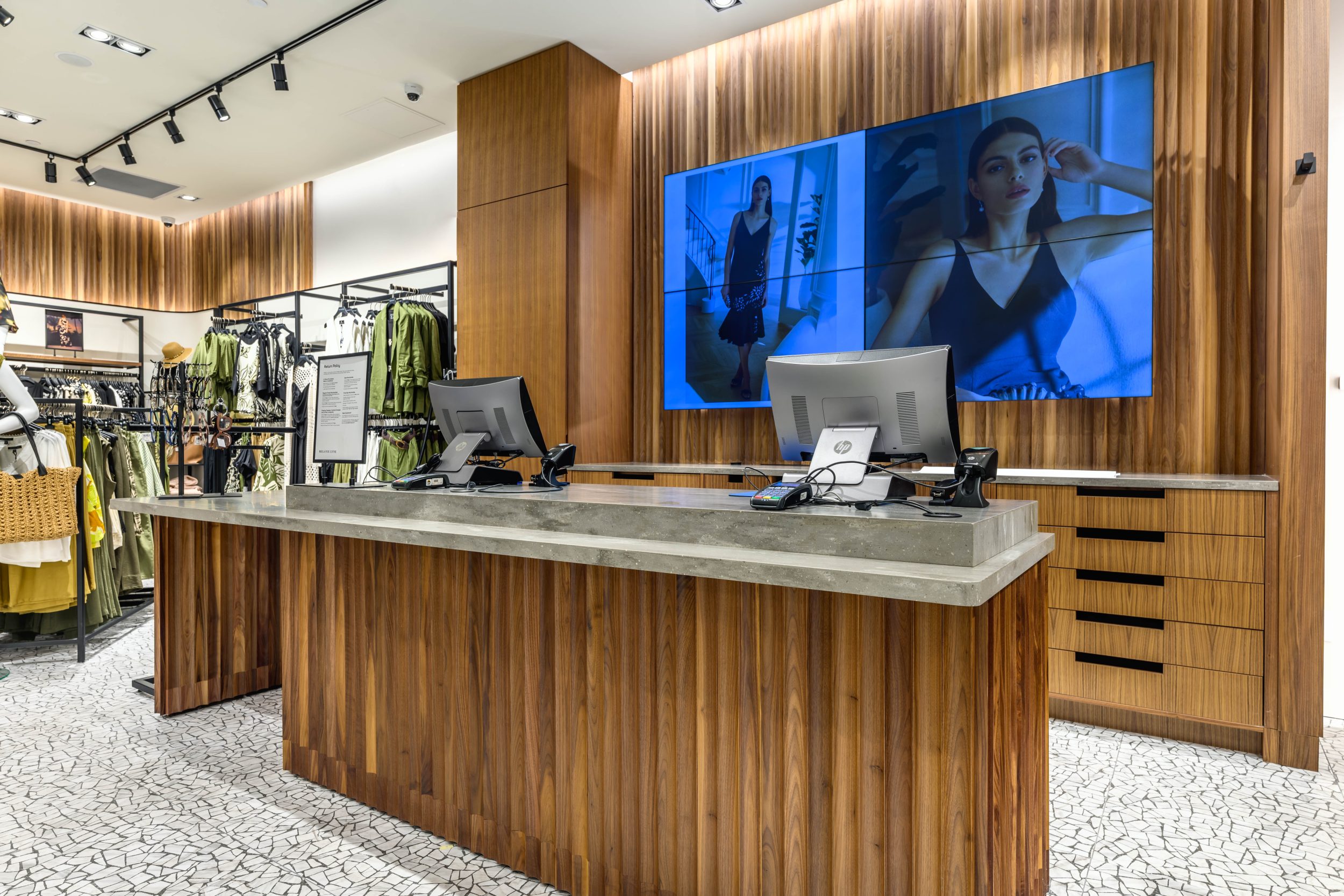 Melanie Lyne - Retail Construction Companies - GTA General Contractors
