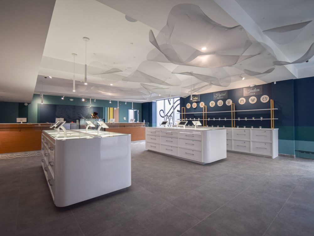 Qunubu Retail Cannabis Store - Toronto Retail Construction - GTA General Contractors