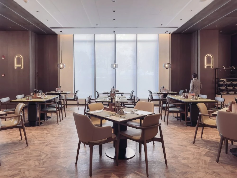 Luxury Restaurant Design Ideas for Toronto, Ontario - Best Restaurant Construction & Design-Build Company in Canada