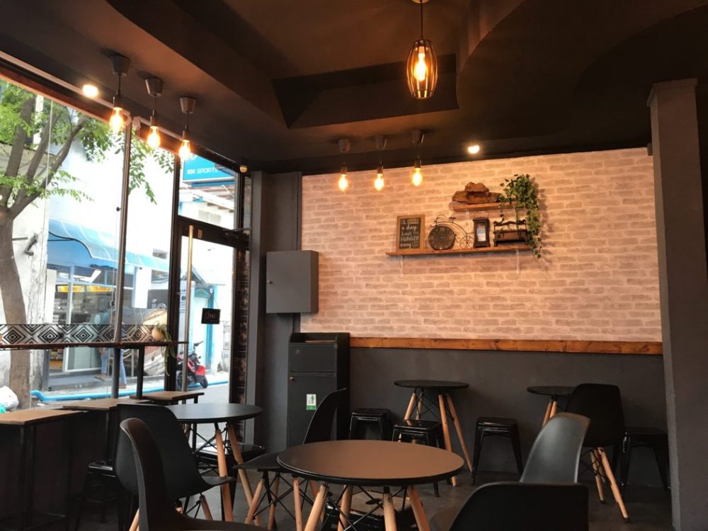 toronto restaurant construction franchise build canada